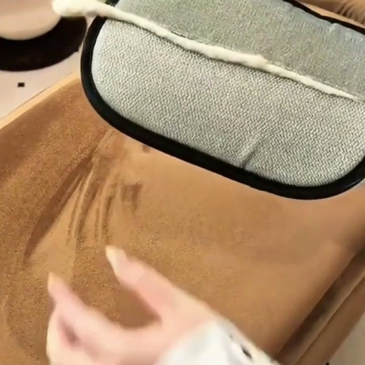 ミトンの面に一本にまとまった毛